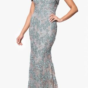 Elegant Lace Evening Gown
